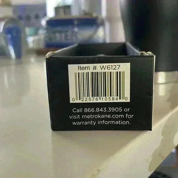 NIB- Rabbit Wine Aerator - Picture 3 of 4